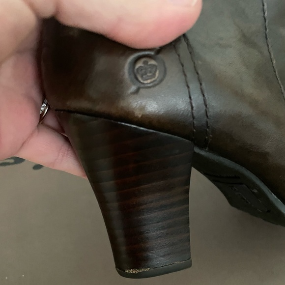 BORN Claire Brown leather ankle boots - Picture 8 of 8